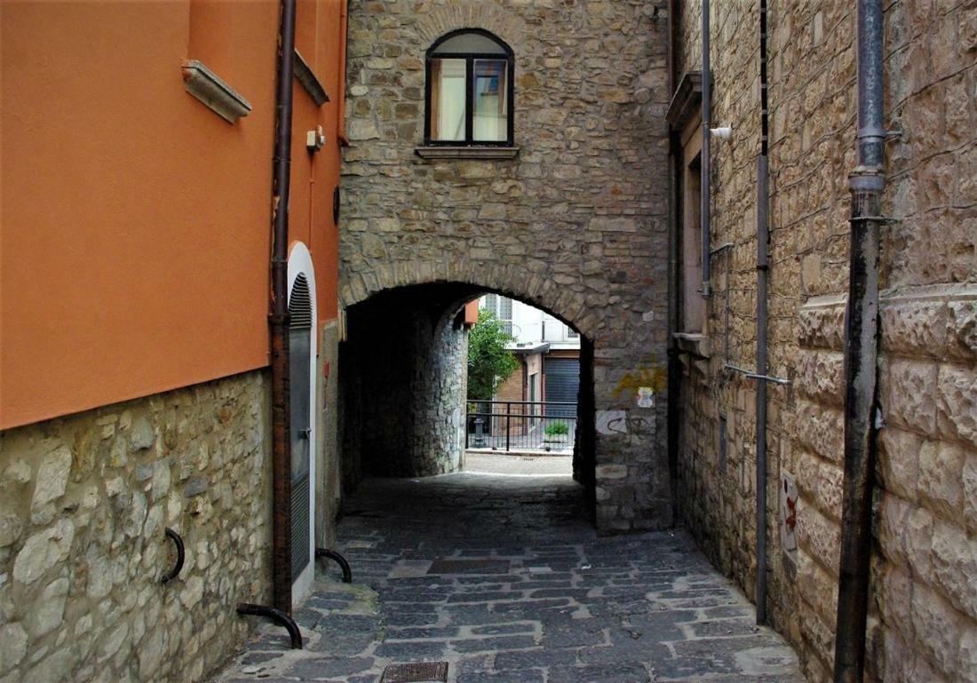 Borgo Antico Santa Lucia Bed & Breakfast Potenza Eksteriør bilde